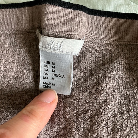 H&M Cardigans - Picture 4 of 9